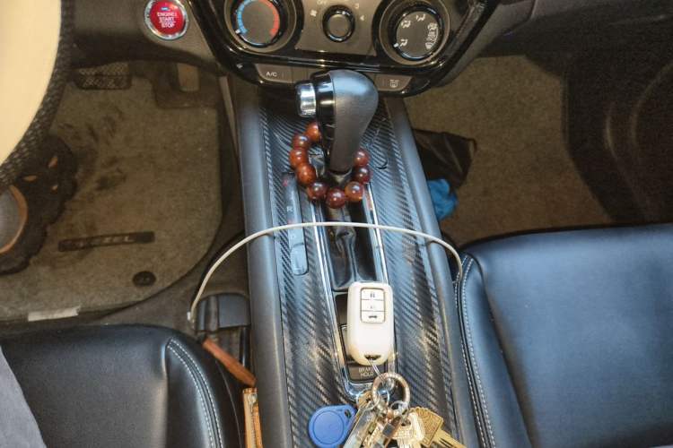 Used Honda Vezel 2017 1.5L CVT 2WD Comfort Model Gear Lever
