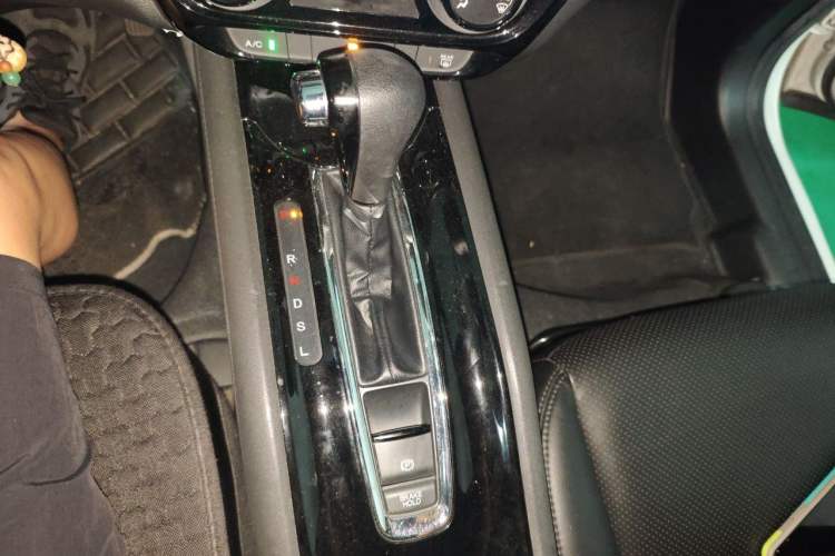 Used Honda Vezel 2017 1.5L CVT 2WD Comfort Model Gear Lever