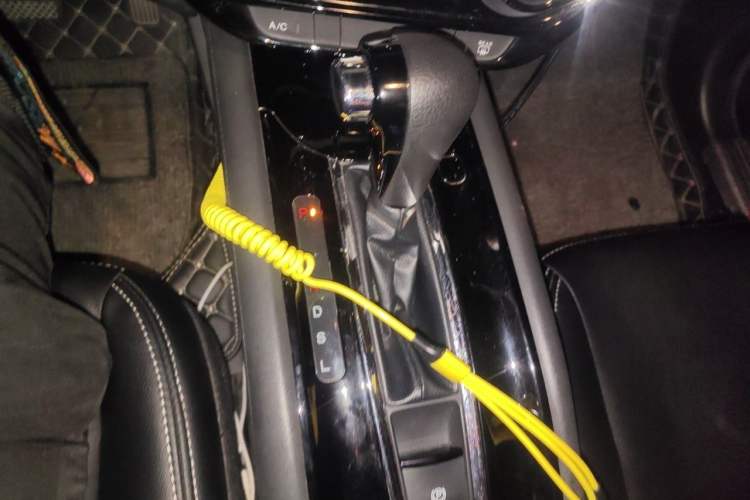 Used Honda Vezel 2017 1.5L CVT 2WD Comfort Model Gear Lever