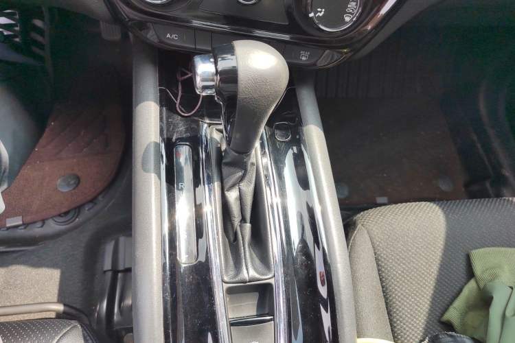 Used Honda Vezel 2017 1.5L CVT 2WD Comfort Model Gear Lever