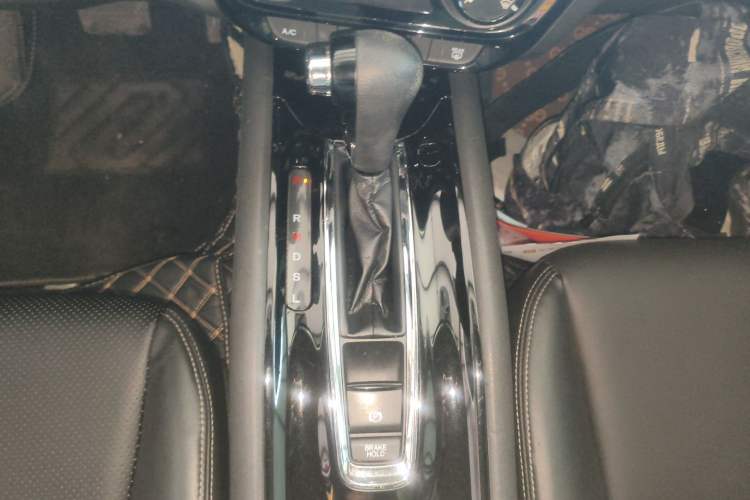 Used Honda Vezel 2017 1.5L CVT 2WD Comfort Model Gear Lever