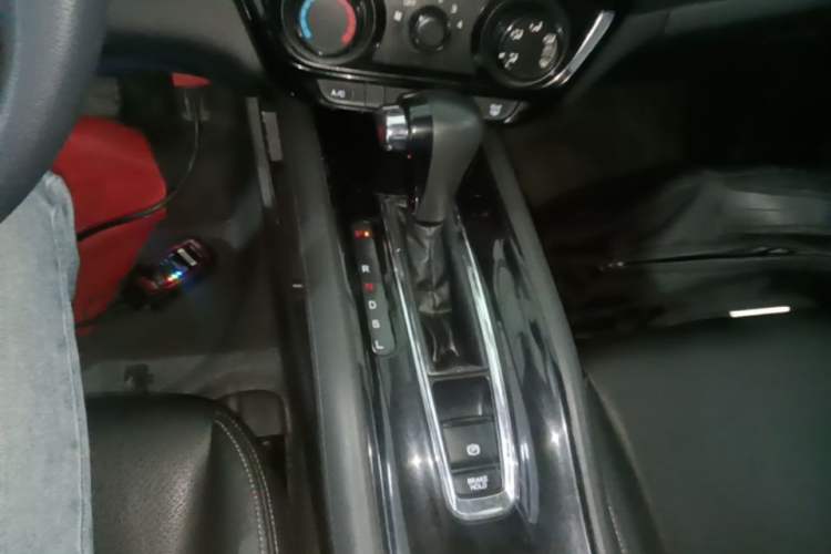 Used Honda Vezel 2017 1.5L CVT 2WD Comfort Model Gear Lever