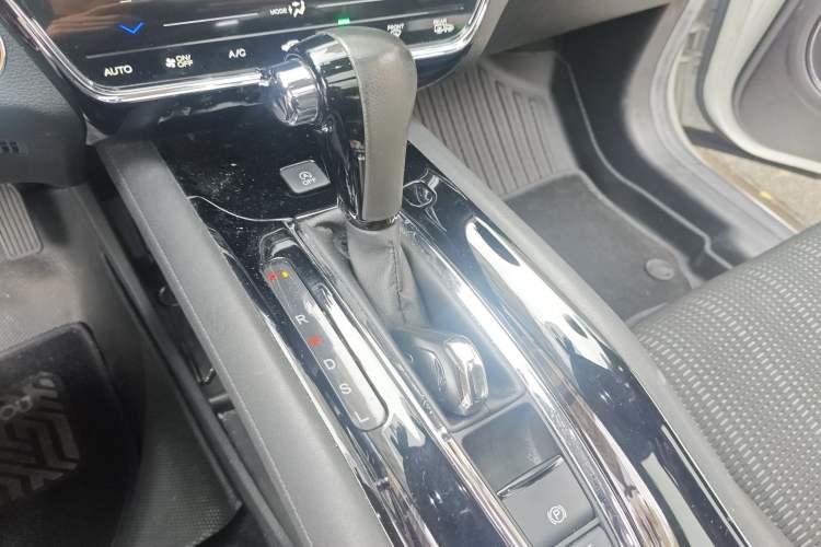 Used Honda Vezel 2017 1.8L CVT Two-Wheel Drive Luxury Model Gear Lever