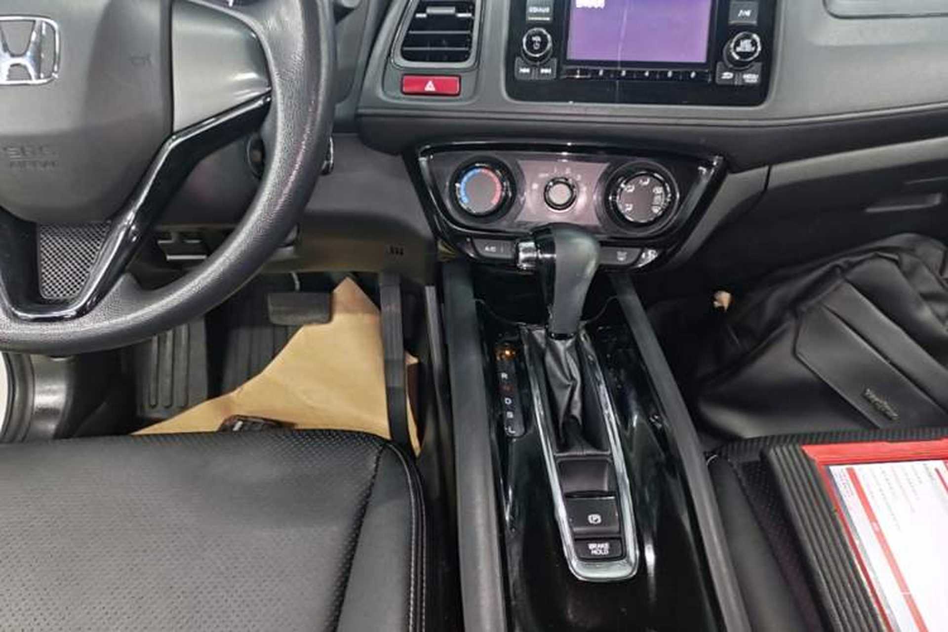 Used Honda Vezel 2017 1.5L CVT 2WD Comfort Model Gear Lever