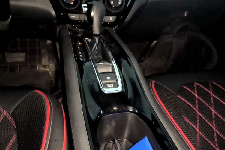 Used Honda Vezel 2017 1.5L CVT 2WD Comfort Model Gear Lever