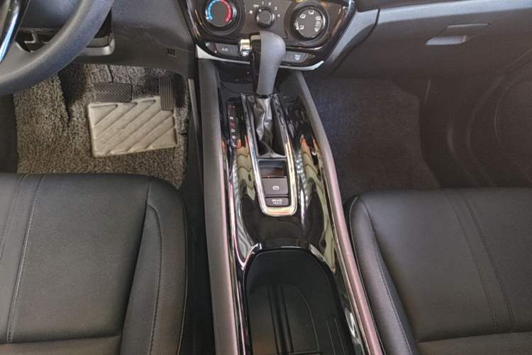 Used Honda Vezel 2017 1.5L CVT 2WD Comfort Model Gear Lever