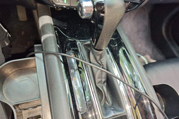 Used Honda Vezel 2017 1.5L CVT 2WD Comfort Model Gear Lever