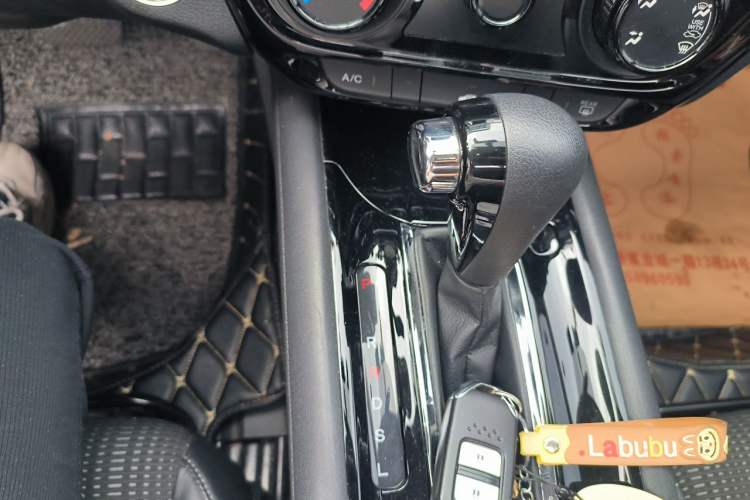 Used Honda Vezel 2017 1.8L CVT Front-Wheel Drive Pioneer Edition Gear Lever