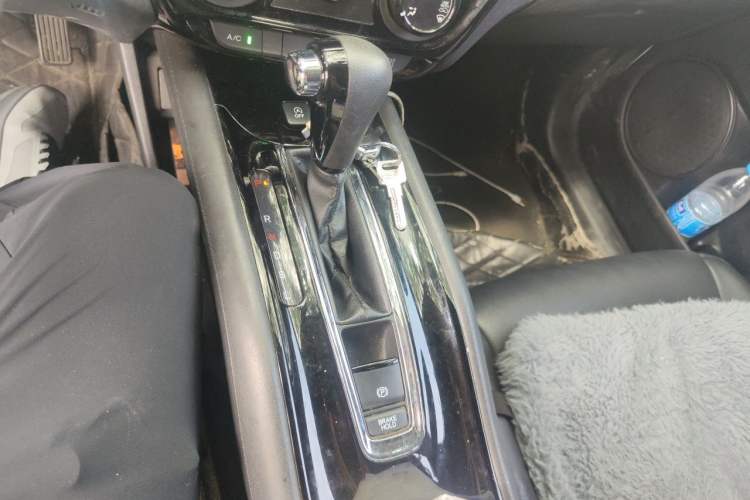 Used Honda Vezel 2017 1.8L CVT Front-Wheel Drive Pioneer Edition Gear Lever