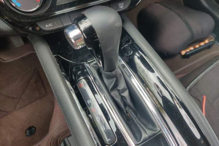 Used Honda Vezel 2017 1.5L CVT 2WD Comfort Model Gear Lever