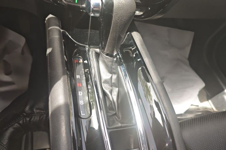 Used Honda Vezel 2017 1.5L CVT 2WD Comfort Model Gear Lever