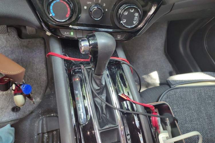 Used Honda Vezel 2017 1.5L CVT 2WD Comfort Model Gear Lever