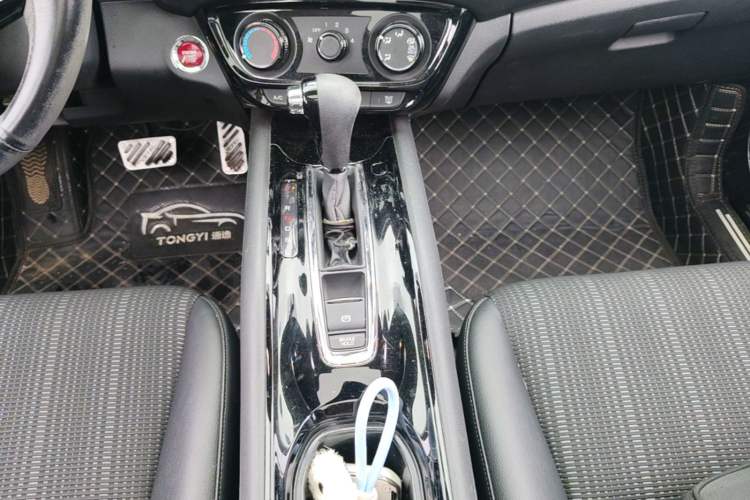 Used Honda Vezel 2017 1.8L CVT Front-Wheel Drive Pioneer Edition Gear Lever