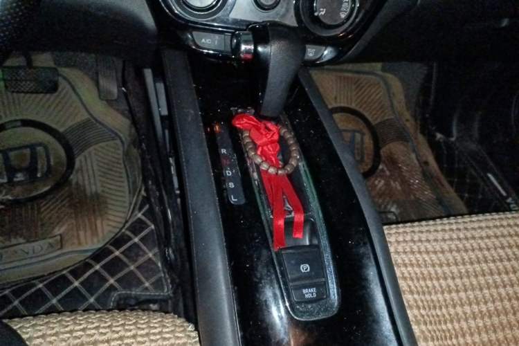 Used Honda Vezel 2017 1.5L CVT 2WD Comfort Model Gear Lever