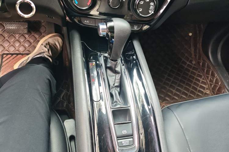 Used Honda Vezel 2017 1.5L CVT 2WD Comfort Model Gear Lever