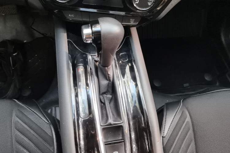 Used Honda Vezel 2017 1.5L CVT 2WD Comfort Model Gear Lever
