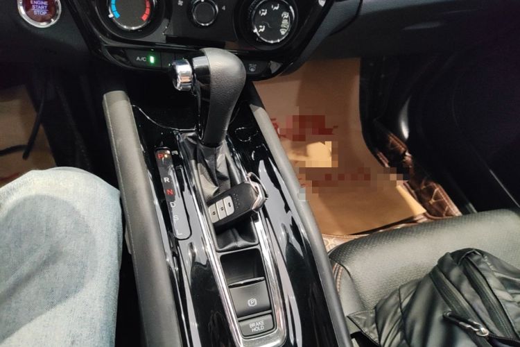 Used Honda Vezel 2017 1.5L CVT 2WD Comfort Model Gear Lever