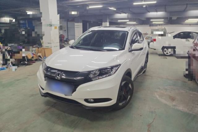 Ojetý Honda Vezel 2017 1.8L CVT Front-Wheel Drive Pioneer Edition