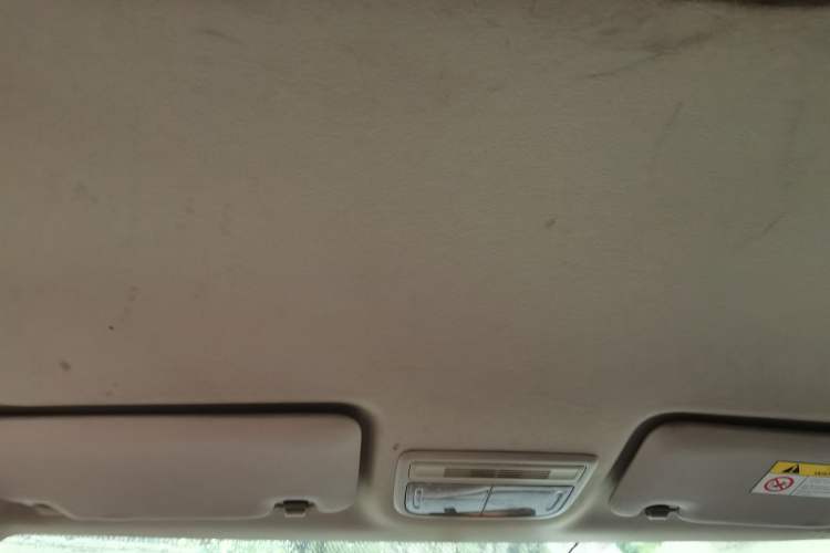 Used Honda Vezel 2017 1.5L CVT 2WD Comfort Model Headliner