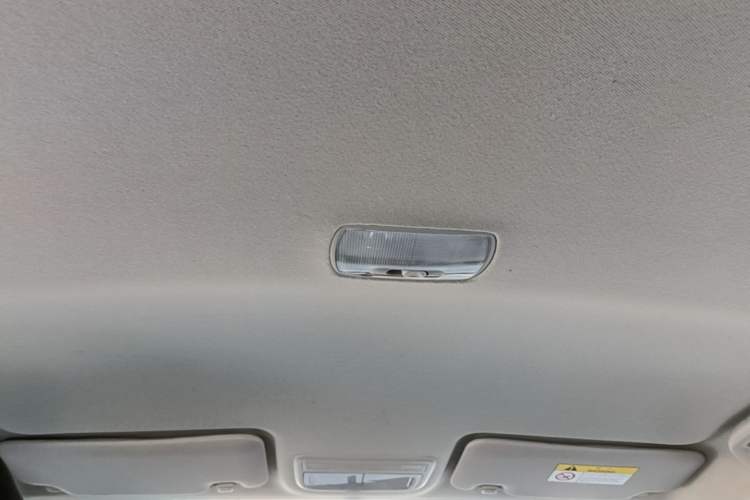 Used Honda Vezel 2017 1.5L CVT 2WD Comfort Model Headliner