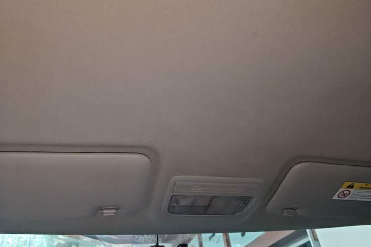 Used Honda Vezel 2017 1.5L CVT 2WD Comfort Model Headliner
