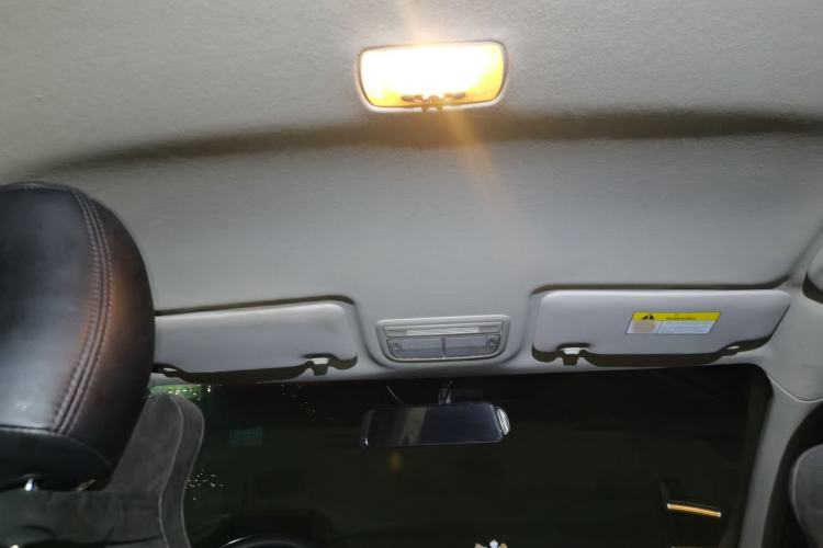 Used Honda Vezel 2017 1.5L CVT 2WD Comfort Model Headliner