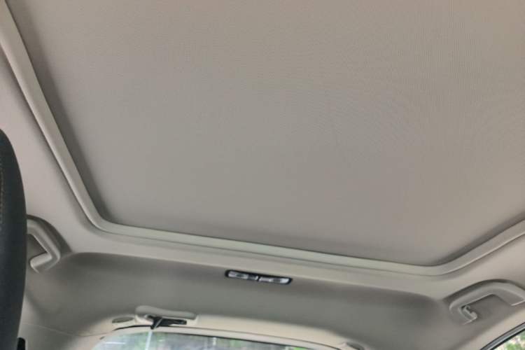 Used Honda Vezel 2017 1.8L CVT Front-Wheel Drive Pioneer Edition Headliner