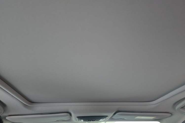 Used Honda Vezel 2017 1.8L CVT Front-Wheel Drive Pioneer Edition Headliner
