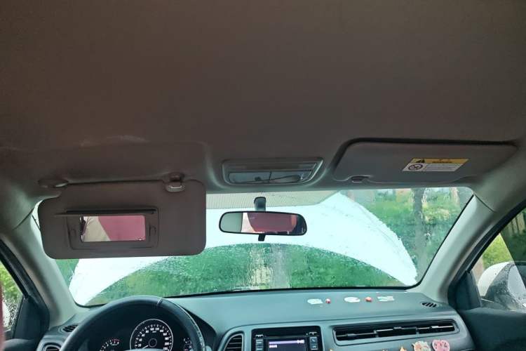 Used Honda Vezel 2017 1.5L CVT 2WD Comfort Model Headliner