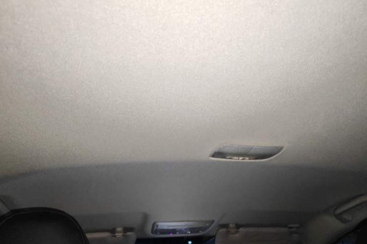Used Honda Vezel 2017 1.5L CVT 2WD Comfort Model Headliner