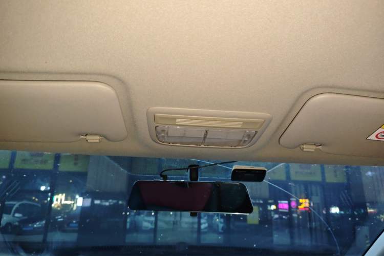Used Honda Vezel 2017 1.5L CVT 2WD Comfort Model Headliner