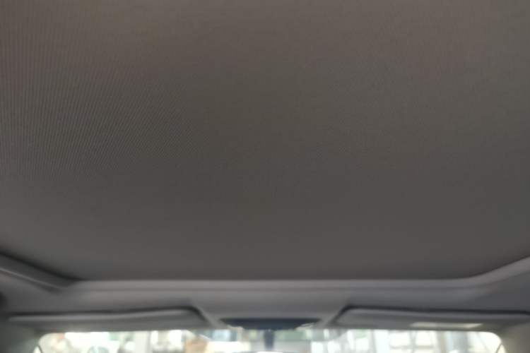 Used Honda Vezel 2017 1.8L CVT Front-Wheel Drive Pioneer Edition Headliner