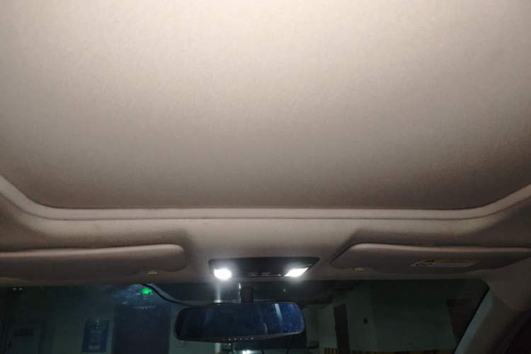 Used Honda Vezel 2017 1.8L CVT Front-Wheel Drive Pioneer Edition Headliner
