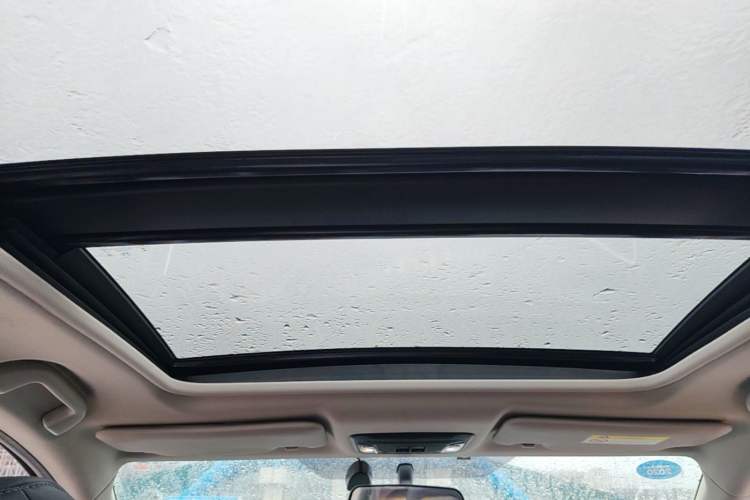 Used Honda Vezel 2017 1.8L CVT Front-Wheel Drive Pioneer Edition Headliner