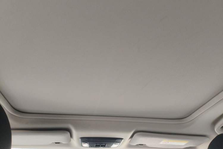 Used Honda Vezel 2017 1.8L CVT Front-Wheel Drive Pioneer Edition Headliner