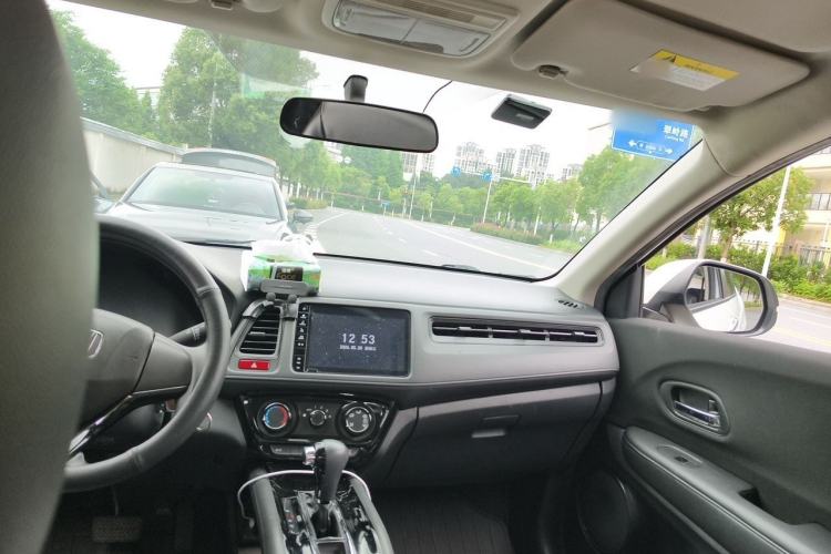 Used Honda Vezel 2017 1.5L CVT 2WD Comfort Model Headliner