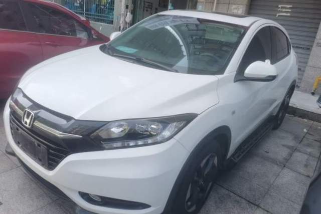 Used Honda Vezel 2017 1.8L CVT Front-Wheel Drive Pioneer Edition