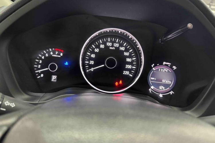 Used Honda Vezel 2017 1.8L CVT Front-Wheel Drive Pioneer Edition Instrument Cluster