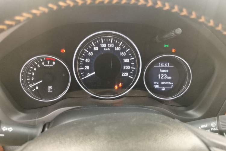 Used Honda Vezel 2017 1.8L CVT Two-Wheel Drive Luxury Model Instrument Cluster