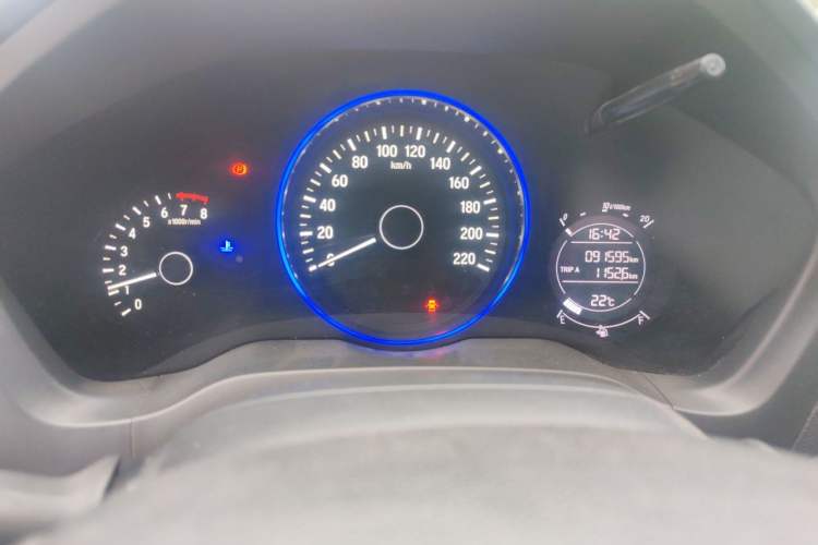 Used Honda Vezel 2017 1.5L manual two-wheel drive Comfort trim level Instrument Cluster