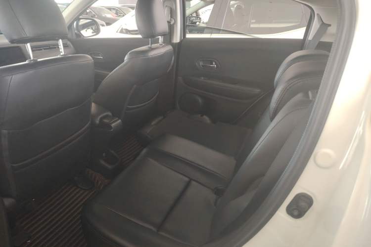 Used Honda Vezel 2017 1.5L CVT 2WD Comfort Model Interior 1