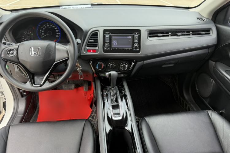 Used Honda Vezel 2017 1.5L CVT 2WD Comfort Model Interior 1