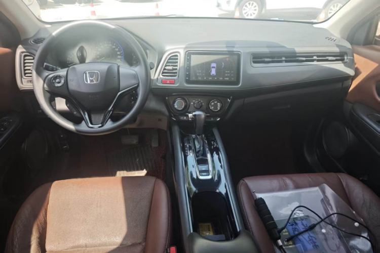 Used Honda Vezel 2017 1.5L CVT 2WD Comfort Model Interior 2