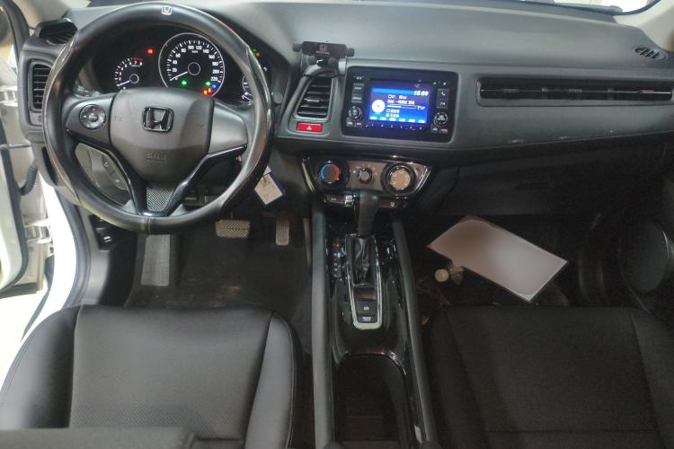 Used Honda Vezel 2017 1.5L CVT 2WD Comfort Model Interior 2
