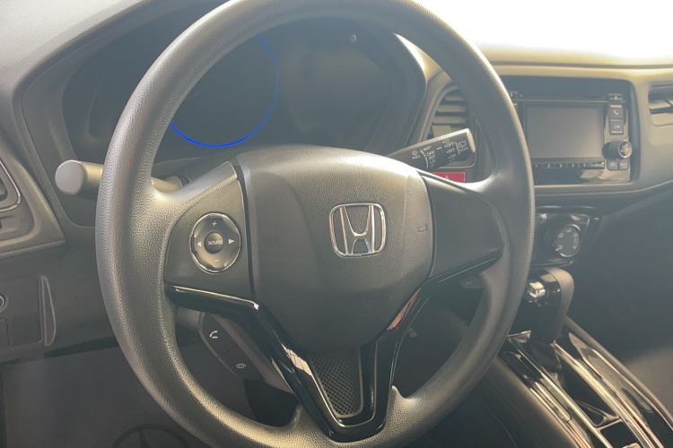 Used Honda Vezel 2017 1.5L CVT 2WD Comfort Model Interior 9