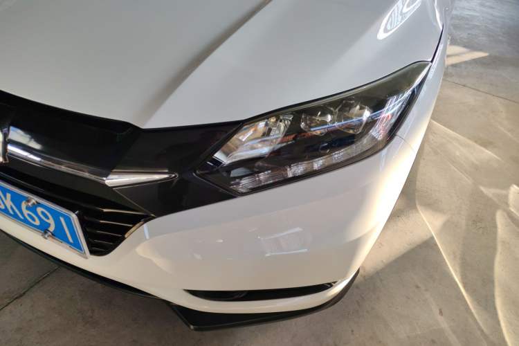 Used Honda Vezel 2017 1.8L CVT Front-Wheel Drive Pioneer Edition Left Front Headlight