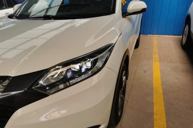 Used Honda Vezel 2017 1.8L CVT Two-Wheel Drive Luxury Model Left Front Headlight