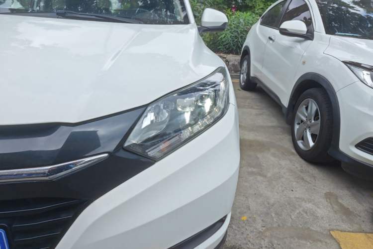 Used Honda Vezel 2017 1.8L CVT Front-Wheel Drive Pioneer Edition Left Front Headlight