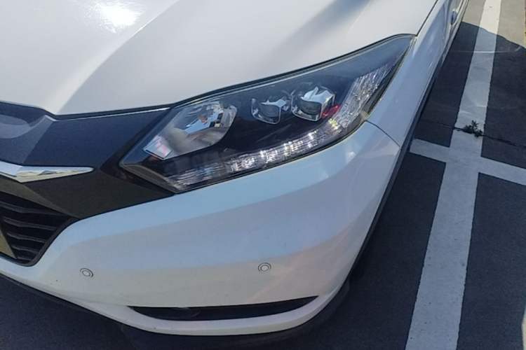 Used Honda Vezel 2017 1.8L CVT Front-Wheel Drive Pioneer Edition Left Front Headlight