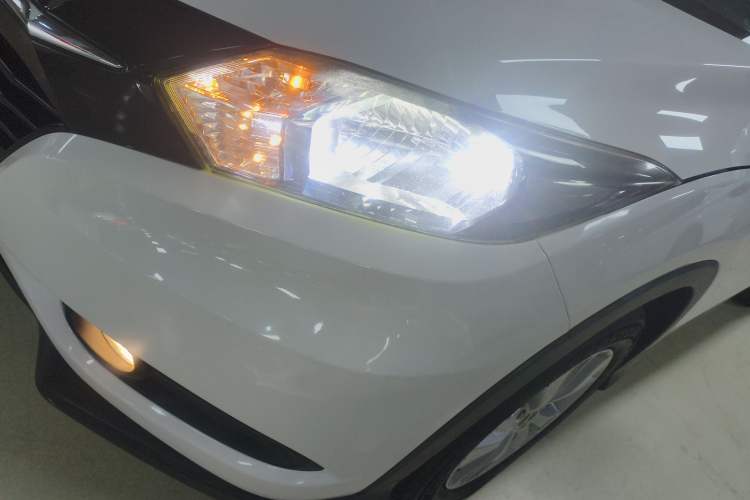 Used Honda Vezel 2017 1.5L CVT 2WD Comfort Model Left Front Headlight
